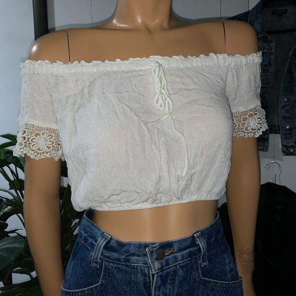 White lacey off-shoulder crop top - Picture 1 of 2